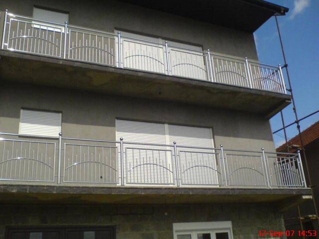 Spoljašnje prohromske ograde - Kamenorezačka radnja Mermer Granit ...